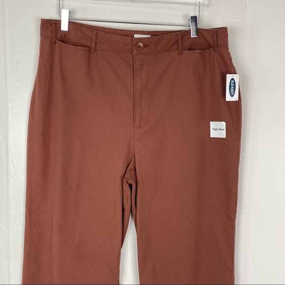 Old Navy High Waist Wide Leg Crop Pants - Picture 4 of 8